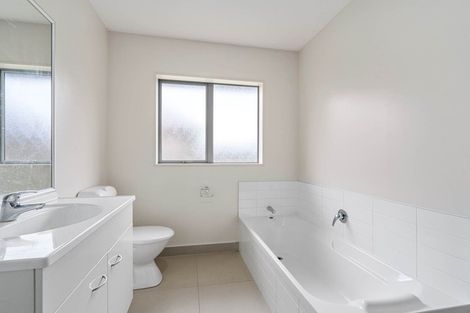 Photo of property in 19b James Street, Mangere East, Auckland, 2024