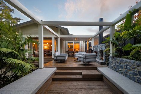 Photo of property in 96 Tasman Street, Nelson, 7010