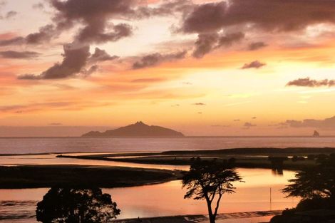 Photo of property in 35 Seascape Crescent, Waipu, 0582