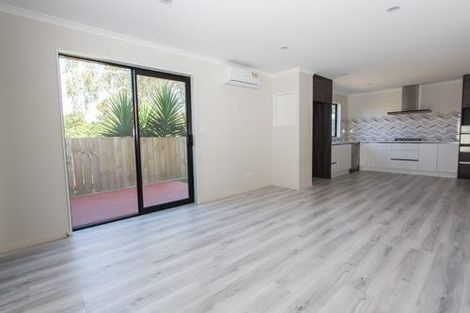 Photo of property in 11u6 Gazeley Avenue, Silverdale, Hamilton, 3216