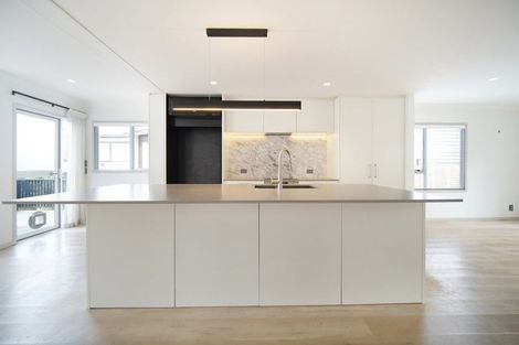 Photo of property in 1/26 Onepoto Road, Hauraki, Auckland, 0622