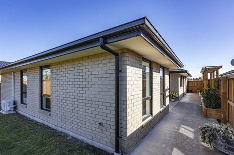 Photo of property in 14 Northmoor Boulevard, Rolleston, 7615