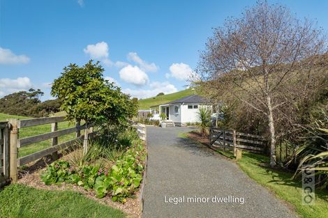 Photo of property in 93 Alf Access Road, Helensville, 0875