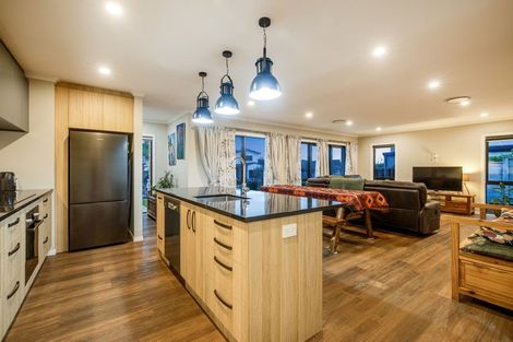 Photo of property in 24 Queen Charlotte Drive, Aotea, Porirua, 5024