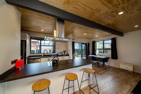 Photo of property in 164 Tukapa Street, Westown, New Plymouth, 4310