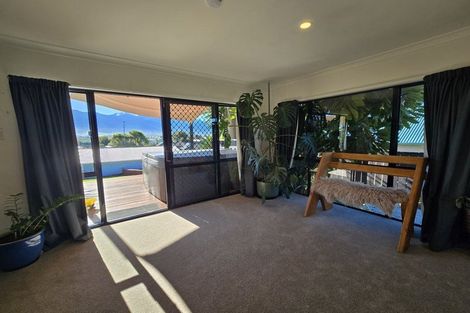 Photo of property in 7 Fyffe Avenue, Kaikoura, 7300