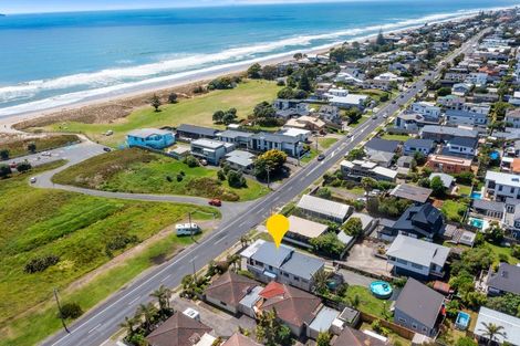 Photo of property in 1008 Papamoa Beach Road, Papamoa Beach, Papamoa, 3118