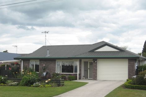 Photo of property in 11 Richmond Street, Cambridge, 3434