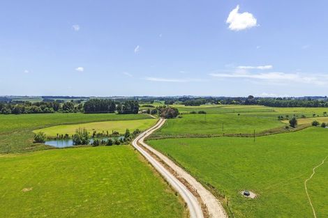 Photo of property in 1968 Kimbolton Road, Kiwitea, Feilding, 4777
