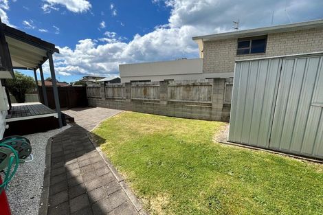 Photo of property in 4 Allan Place, Papamoa Beach, Papamoa, 3118