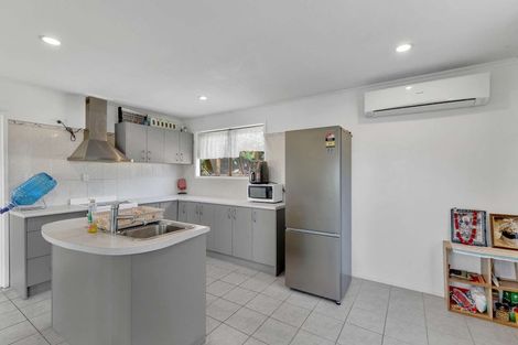 Photo of property in 14 Malaspina Place, Papatoetoe, Auckland, 2025