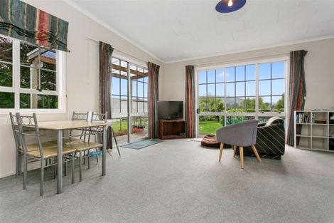 Photo of property in 126 Saint Kilda Road, Cambridge, 3493