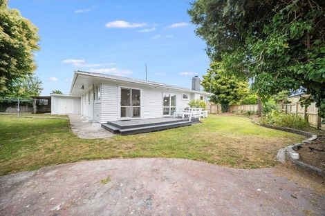 Photo of property in 16 Thornton Place, Melville, Hamilton, 3206