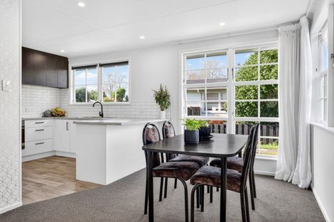 Photo of property in 260 Sandwich Road, St Andrews, Hamilton, 3200
