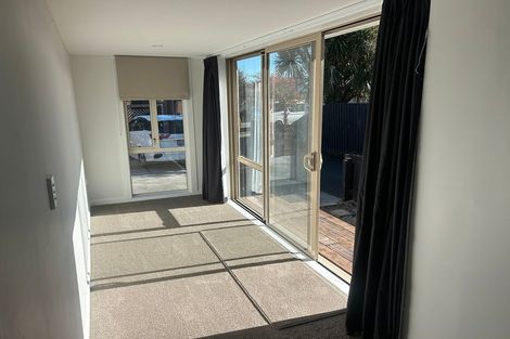 Photo of property in 14 Shaftesbury Street, Avonhead, Christchurch, 8042