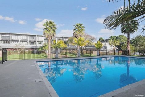 Photo of property in 12d/30 Westward Ho, Glen Eden, Auckland, 0602