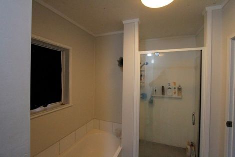 Photo of property in 33 Taka Street, Takanini, 2112