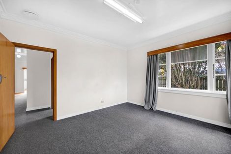 Photo of property in 230 South Road, Hawera, 4610