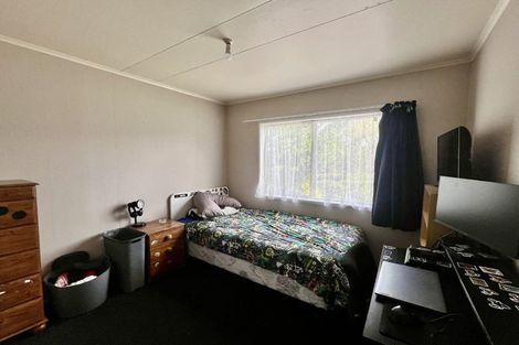 Photo of property in 21 Gilbass Avenue, Hamilton Lake, Hamilton, 3204