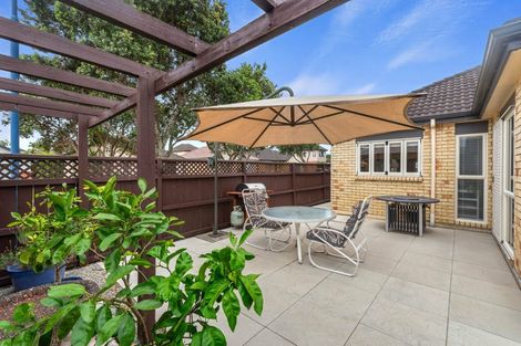Photo of property in 17 Espalier Drive, Henderson, Auckland, 0612