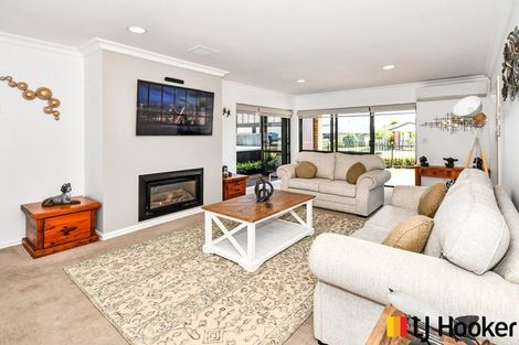 Photo of property in 1 Mull Place, Wattle Downs, Auckland, 2103