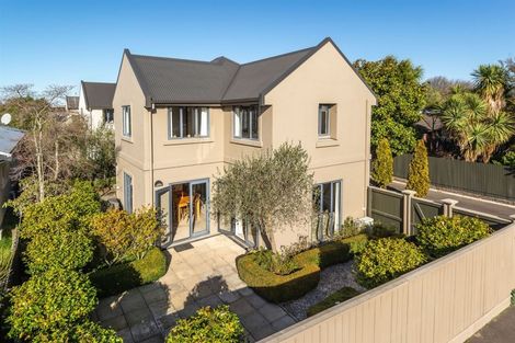 Photo of property in 24 Courtenay Street, St Albans, Christchurch, 8014