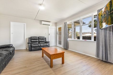 Photo of property in 1/7 Cambridge Road, Manurewa, Auckland, 2102