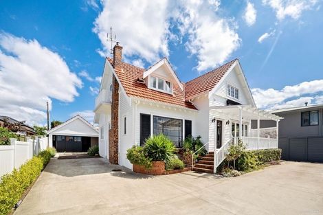 Photo of property in 1 Killarney Street, Takapuna, Auckland, 0622