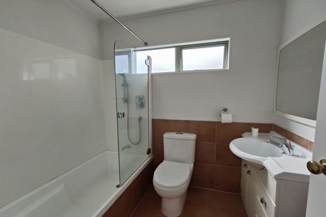 Photo of property in 19 Merriefield Avenue, Forrest Hill, Auckland, 0620