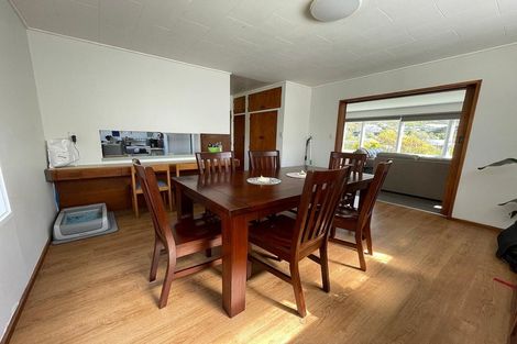 Photo of property in 3 Woodford Way, Crofton Downs, Wellington, 6035