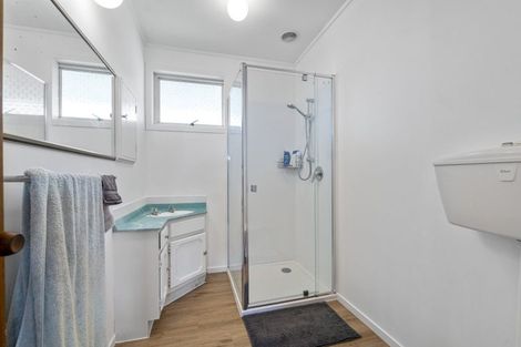 Photo of property in 9 Barrett Street, Westown, New Plymouth, 4310