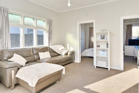 Photo of property in 16 Falcon Street, New Brighton, Christchurch, 8061