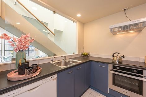 Photo of property in 26u2 Buller Street, Te Aro, Wellington, 6011