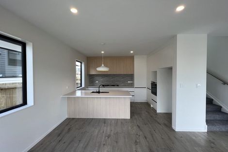 Photo of property in 38a Mcwhirters Farm Lane, Massey, Auckland, 0614