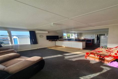 Photo of property in 26 Bentham Street, Westport, 7825