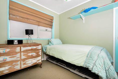 Photo of property in 49a Helena Street, Massey, Auckland, 0614