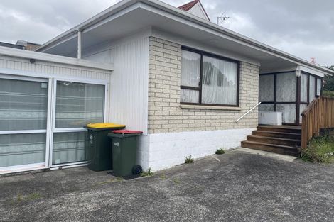 Photo of property in 1/56 Highland Park Drive, Highland Park, Auckland, 2010