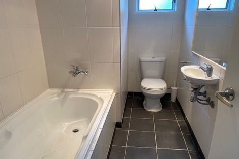 Photo of property in 5 Gerontius Glade, Torbay, Auckland, 0630