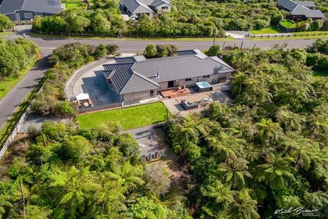 Photo of property in 63 Mount Marua Way, Timberlea, Upper Hutt, 5018