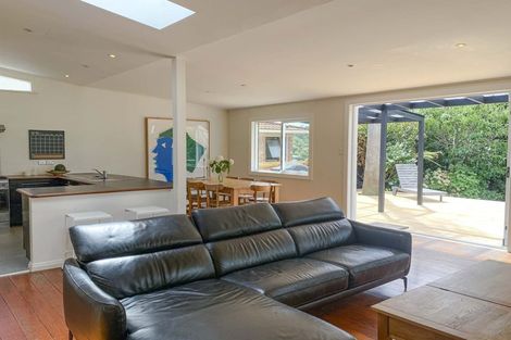 Photo of property in 9 School Road, Morningside, Auckland, 1021