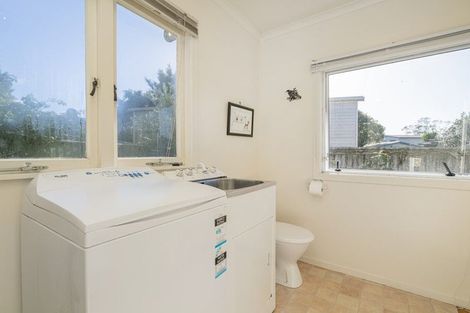 Photo of property in 5 South Highway East, Whitianga, 3510