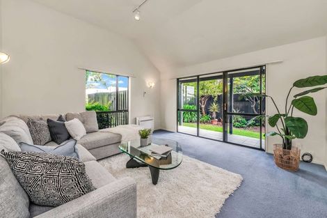 Photo of property in 36 Delph Street, Avonhead, Christchurch, 8042