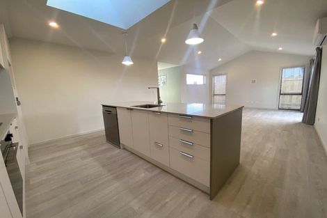 Photo of property in 11 Clinton Street, Fitzroy, New Plymouth, 4312