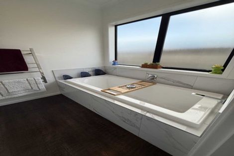 Photo of property in 9 Lady Jocelyn Place, Whitianga, 3510