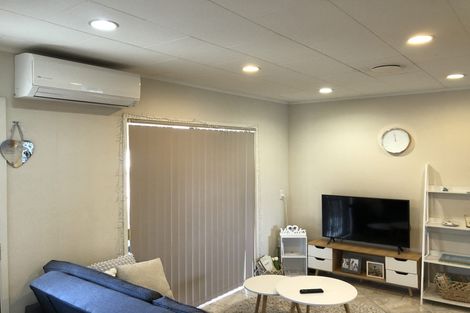 Photo of property in 73 Santiago Crescent, Unsworth Heights, Auckland, 0632