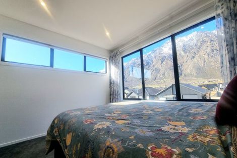 Photo of property in 6 Collie Road, Jacks Point, 9371