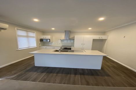 Photo of property in 230 The Esplanade, Island Bay, Wellington, 6023