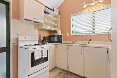 Photo of property in 54b Williams Street, Cambridge, 3434