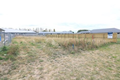 Photo of property in 6 Salkeld Place, Woodend, 7610