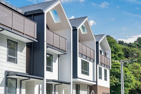 Photo of property in 3/229 Aro Street, Aro Valley, Wellington, 6021